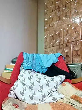 Elza01 online show from 10-04-25, 05:58