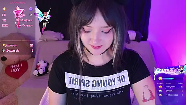 KuroChan420 online show from 02-28-25, 01:47