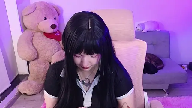 Snapshot of KuroChan420 chatting on 05-15-26, 02:09 KuroChan420 online show from 05-15-26, 02:09