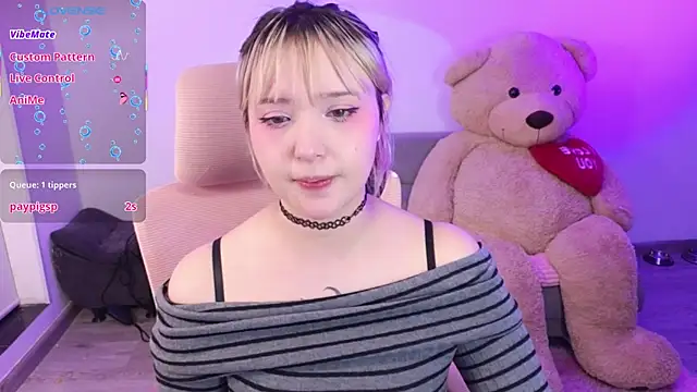 KuroChan420 online show from 03-20-26, 02:34