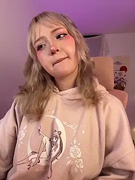 KuroChan420 online show from 01-07-26, 01:21