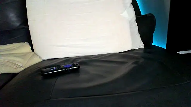 Snapshot of eurodiznee chatting on 05-01-26, 07:52 eurodiznee online show from 05-01-26, 07:52