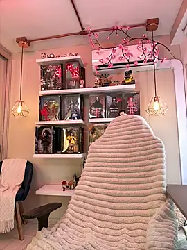 Snapshot of Zoe_Bae chatting on 05-06-26, 12:03 Zoe Bae online show from 05-06-26, 12:03
