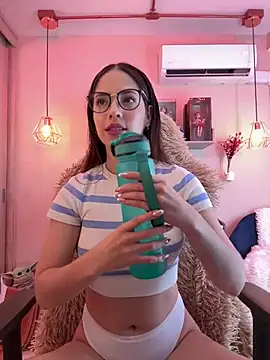 Zoe Bae online show from 02-11-25, 09:25