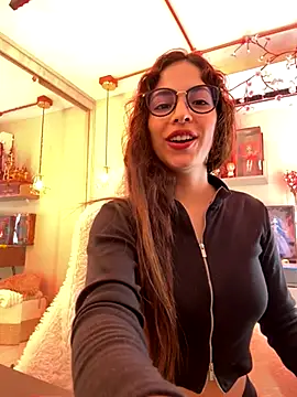 Zoe Bae online show from 11-10-25, 09:42