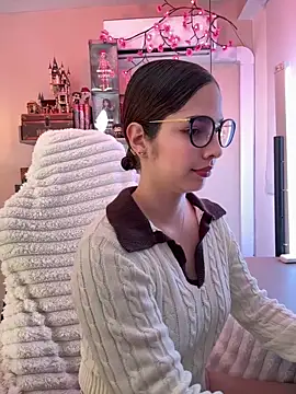 Zoe Bae online show from 02-06-26, 10:06