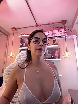 Zoe Bae online show from 03-29-26, 10:00