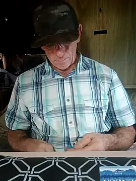 Snapshot of nicali78 chatting on 10-10-25, 10:54 nicali78 online show from 10-10-25, 10:54