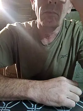 Snapshot of nicali78 chatting on 09-13-25, 11:43 nicali78 online show from 09-13-25, 11:43