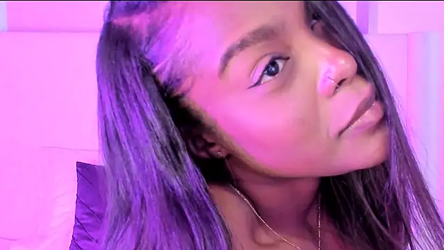 Emma jonness online show from 11-29-25, 05:02