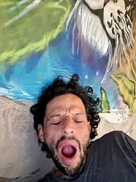 Snapshot of Toycockhot chatting on 11-18-25, 01:03 Toycockhot online show from 11-18-25, 01:03