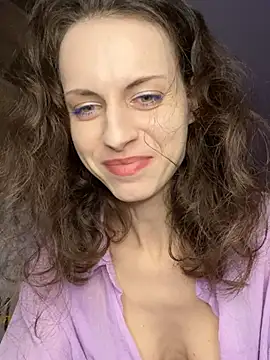 Snapshot of MissAnuta chatting on 06-30-26, 09:04 MissAnuta online show from 06-30-26, 09:04