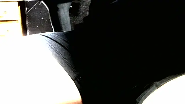 Snapshot of jjdirty6996 chatting on 02-12-26, 05:23 jjdirty6996 online show from 02-12-26, 05:23