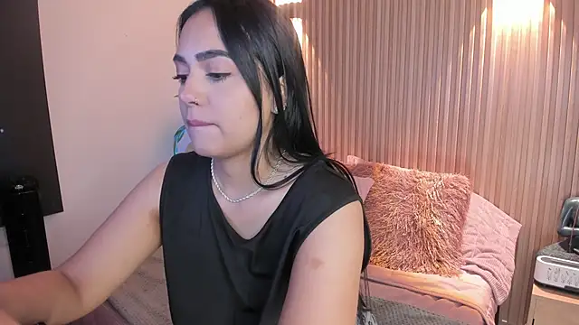 AMELIE xx online show from 11-05-25, 12:19