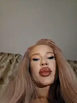 AlmaGraceX online show from 12-04-24, 10:57