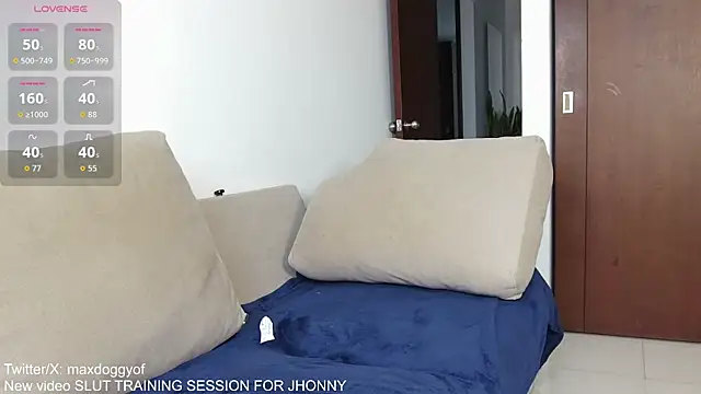 Snapshot of maxdoggy1 chatting on 07-09-26, 10:20 maxdoggy1 online show from 07-09-26, 10:20