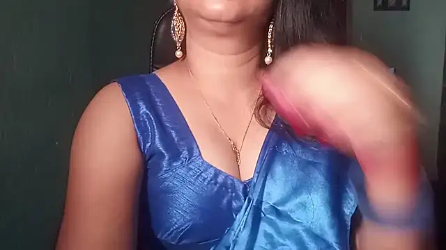 Snapshot of YourModhu chatting on 06-15-26, 06:07 YourModhu online show from 06-15-26, 06:07