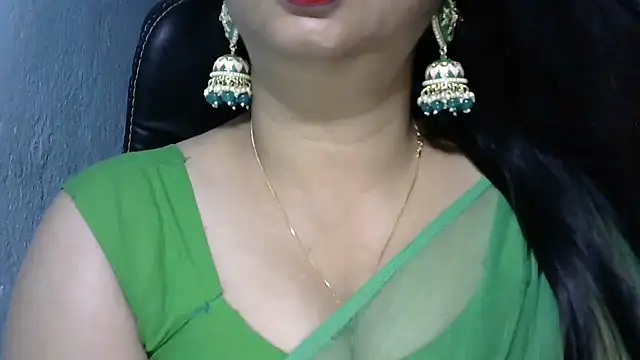 Snapshot of YourModhu chatting on 05-12-26, 05:41 YourModhu online show from 05-12-26, 05:41