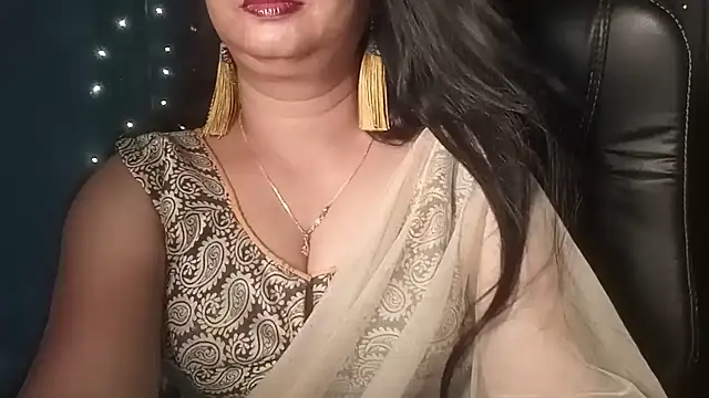 Snapshot of YourModhu chatting on 07-03-26, 08:37 YourModhu online show from 07-03-26, 08:37
