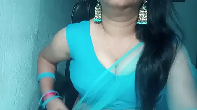 Snapshot of YourModhu chatting on 05-17-26, 05:46 YourModhu online show from 05-17-26, 05:46