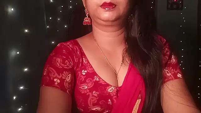 Snapshot of YourModhu chatting on 07-25-26, 05:52 YourModhu online show from 07-25-26, 05:52