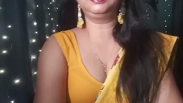 Snapshot of YourModhu chatting on 06-21-26, 06:03 YourModhu online show from 06-21-26, 06:03