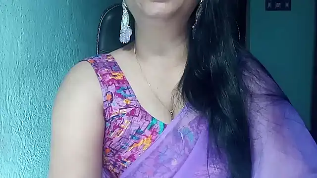 Snapshot of YourModhu chatting on 04-07-26, 05:37 YourModhu online show from 04-07-26, 05:37