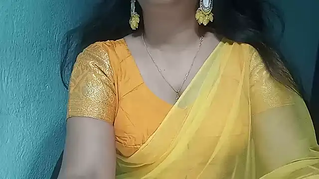 Snapshot of YourModhu chatting on 12-25-24, 06:09 YourModhu online show from 12-25-24, 06:09