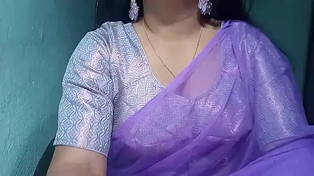 Snapshot of YourModhu chatting on 12-28-24, 06:08 YourModhu online show from 12-28-24, 06:08