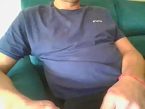 Snapshot of kanalettox chatting on 05-21-26, 01:52 kanalettox online show from 05-21-26, 01:52