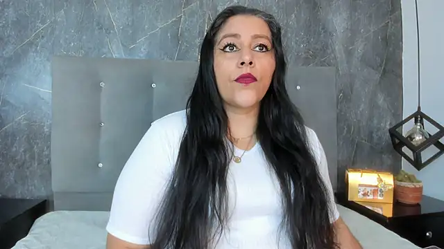 Snapshot of SexxyPamela chatting on 05-10-26, 07:16 SexxyPamela online show from 05-10-26, 07:16
