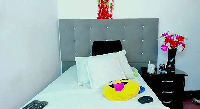 SexxyPamela online show from 09-10-25, 07:57