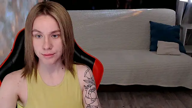 Snapshot of Mila_Jon chatting on 11-30-25, 03:07 Mila Jon online show from 11-30-25, 03:07