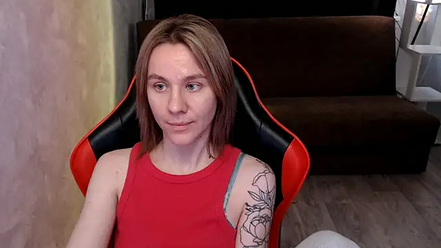 Snapshot of Mila_Jon chatting on 11-28-25, 07:30 Mila Jon online show from 11-28-25, 07:30