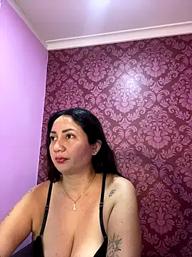 juliana diaz online show from 11-28-25, 11:21