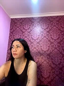 Snapshot of juliana_diaz chatting on 10-20-25, 11:22 juliana diaz online show from 10-20-25, 11:22
