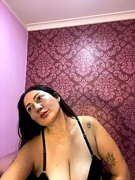 juliana diaz online show from 11-08-25, 11:25