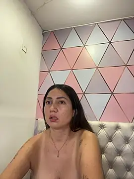Snapshot of juliana_diaz chatting on 09-23-25, 11:17 juliana diaz online show from 09-23-25, 11:17
