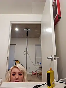 NikiFm online show from 10-25-25, 03:56