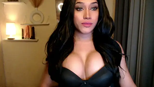 Snapshot of deliciouskelly chatting on 02-05-26, 10:33 deliciouskelly online show from 02-05-26, 10:33