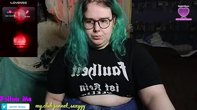 JannetPie online show from 10-26-25, 02:23
