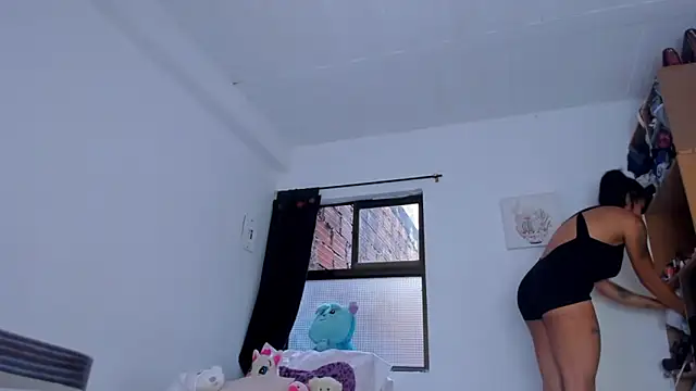 AlondraDiossa03 online show from 09-27-25, 07:31