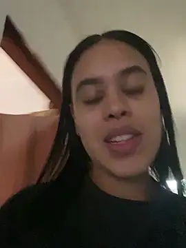 AlondraDiossa03 online show from 02-21-26, 06:43