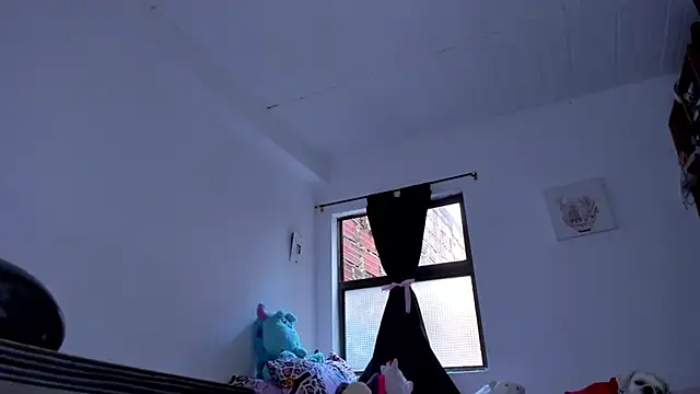 AlondraDiossa03 online show from 10-15-25, 06:05