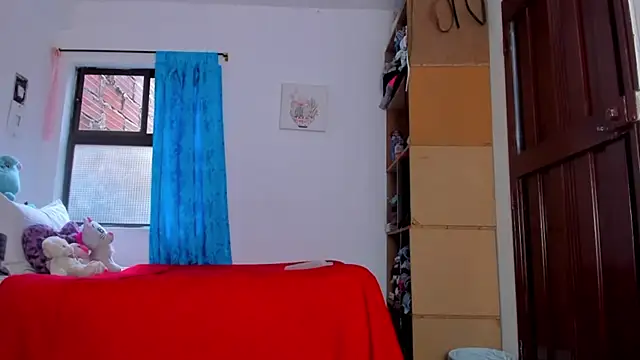 AlondraDiossa03 online show from 11-15-25, 07:07