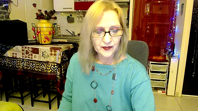 Snapshot of Ala-N-Dala chatting on 02-16-26, 01:21 Ala-N-Dala online show from 02-16-26, 01:21