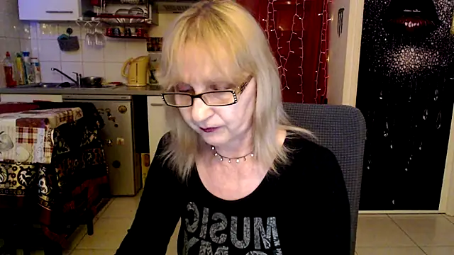 Snapshot of Ala-N-Dala chatting on 02-27-26, 05:07 Ala-N-Dala online show from 02-27-26, 05:07