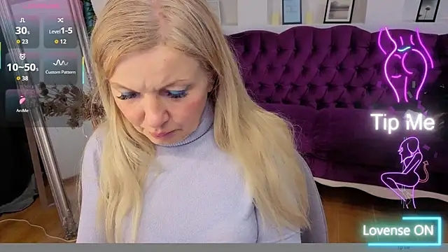 Snapshot of Abby_Moore_ chatting on 06-02-26, 07:08 Abby Moore online show from 06-02-26, 07:08
