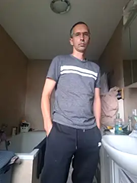Snapshot of Geiler-boy313 chatting on 06-01-26, 01:55 Geiler-boy313 online show from 06-01-26, 01:55