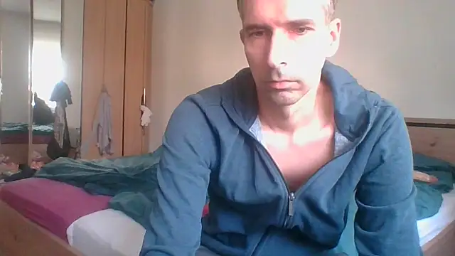 Snapshot of Geiler-boy313 chatting on 04-16-26, 08:59 Geiler-boy313 online show from 04-16-26, 08:59
